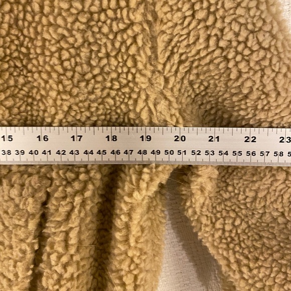 Urban Heritage Fleece | Size Small - Picture 8 of 8